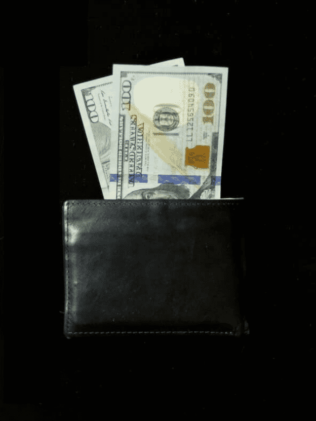 Are You Obsessed with Making Money? Here Are the Telltale Clues