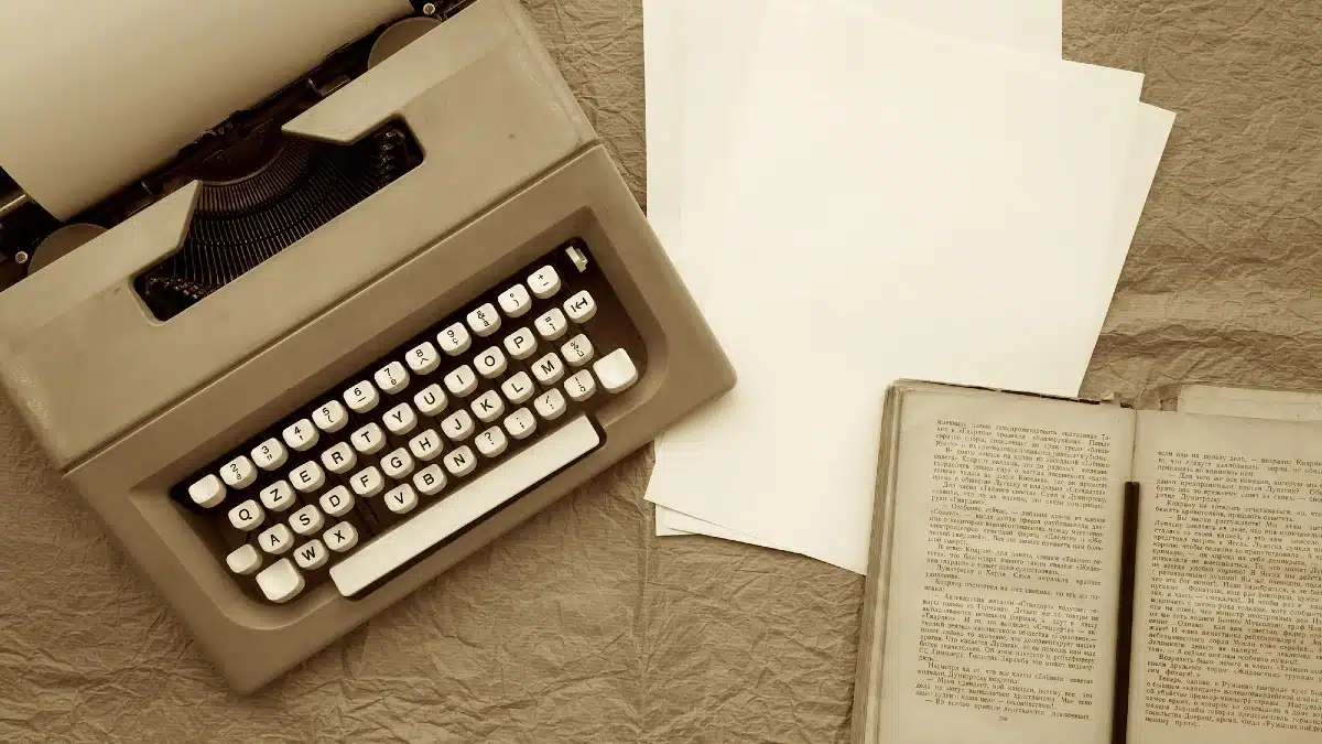 15 Remote Gigs Ideal for Adults Over 60 E-Book Ghostwriter