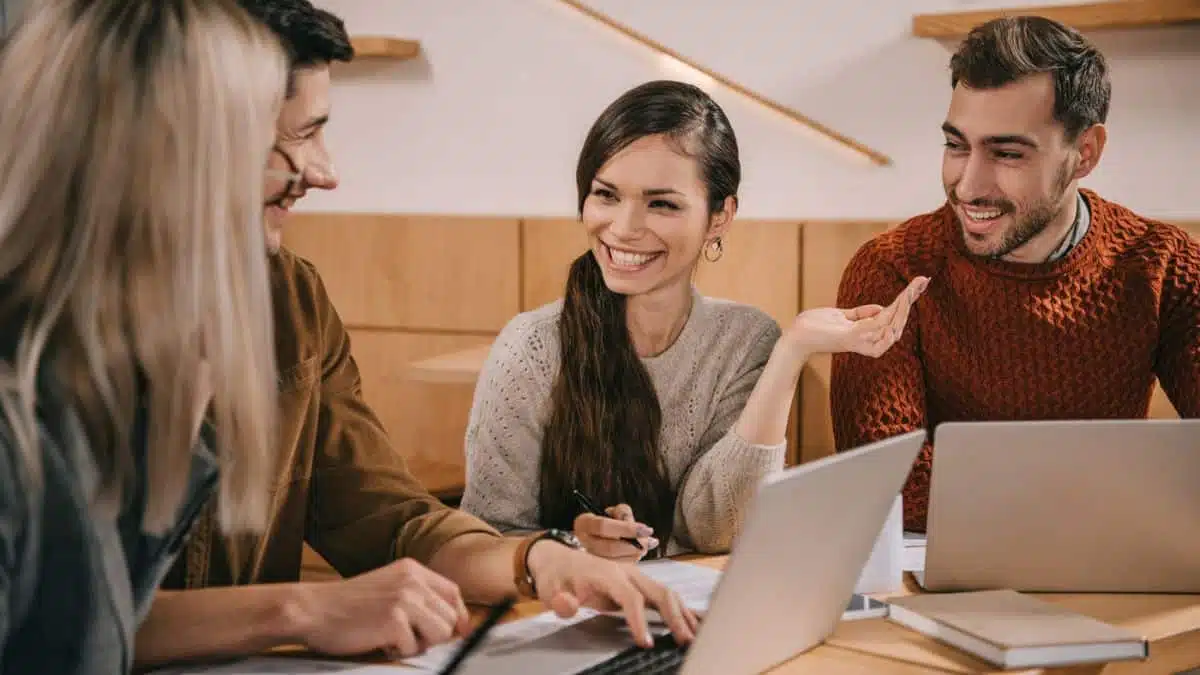 15 Office Rules That Quietly Grow Their Income networking-smiling